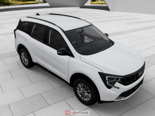 Mahindra XUV 7XO